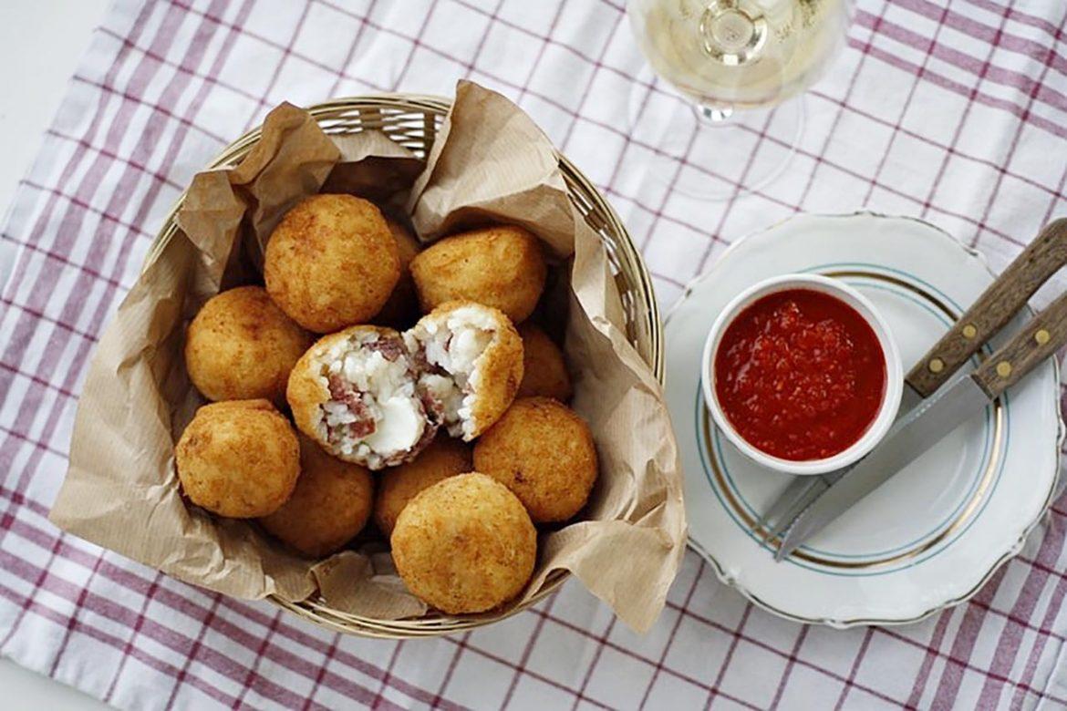 arancini z mozarellą kuleczki ryżowe